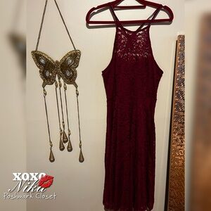 Lulu's Burgundy Lace Dress - Size Large